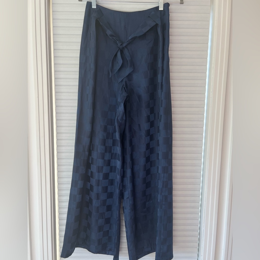 Urban Outfitters Navy Check on Navy Satin Wide Leg Pants Size 4